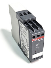 ABB CM-MSS / 1SVR430800R9100 Thermistor Motor Protection Monitoring Relay