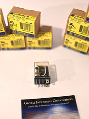 Schneider Electric Square D 8501RSD42V53 C Miniature GP Relay Lot of 10 **NEW**