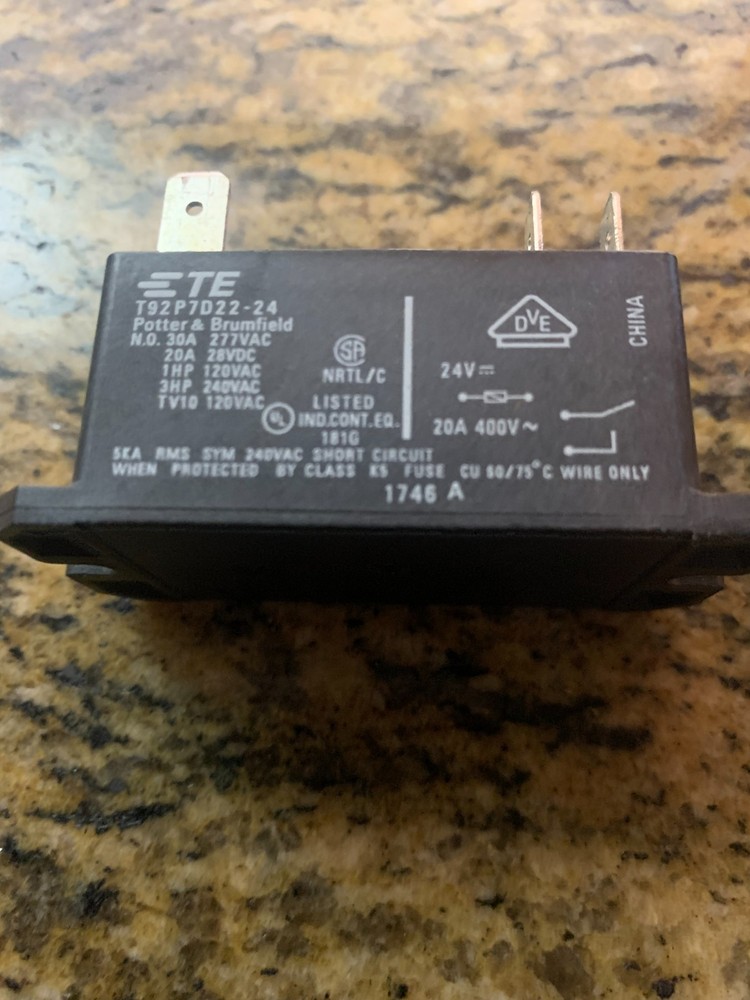 Power Relay Dpst-No 24VAC 30A TE Connectivity / Potter&Brumfield T92P7A22-24