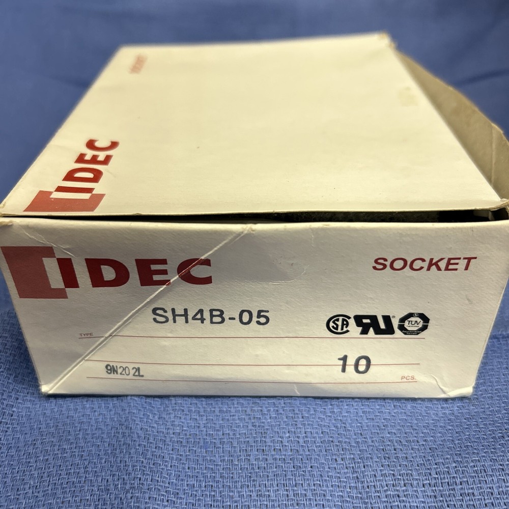IDEC SH2B-05 Black Relay Bases Box Of 10 New