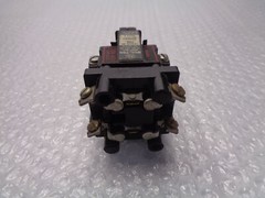 ALLEN BRADLEY 700-C200A1 SER.B RELAY 120V NSNP