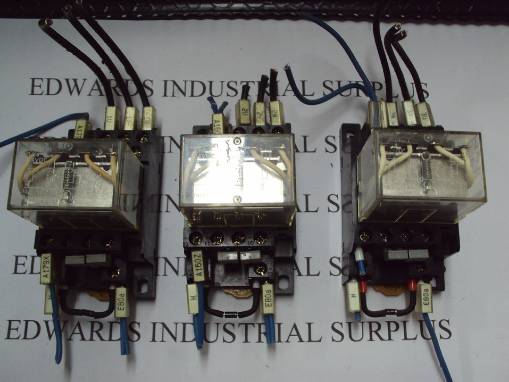 3 OMRON LY4 Coil Relay IEC255 W/Socket, Base 2-M4X12 Plug