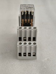 ABB 1SVR405633R3000 230VAC 14PIN RELAY WITH BASE PACK OF 10 PCS FREE FAST