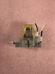IDEC SH2B-05 RELAY BASE WITH RH2B-U DC24V RELAY