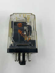Square D Co. 8501KPD13V53 Round Plug In Power Relay 24V 10A Series 0 3P