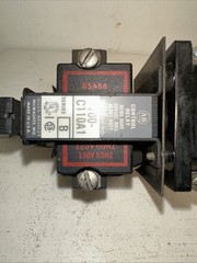 Allen Bradley – Control Relay 700-C200A1 /Series B.