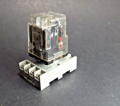 Potter & Brumfield KRPA-11AG-240 KRPA11AG240 Relay w/ Socket