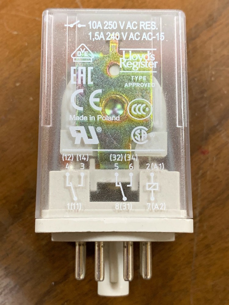 ABB CR-UO24AC2 Plug-In Type Relay 24 VAC To Control 10A 250V AC REB 1.5A 240V AC