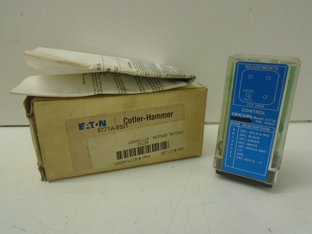 EATON CORPORATION OPCON 8771A-6501 PHOTOELECTRIC SENSOR 102831
