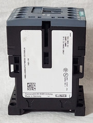 Siemens Sirius 3RH2122-1BG40 Contactor Relay 10A 240V AC / DC 125V
