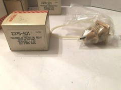 NEW IN BOX ROBERTSHAW 2376-501 UNI-LINE PNEUMODULAR AVERAGING RELAY