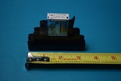 USED ALLEN BRADLEY CAT 700-HK36Z24-4 SER B W/ 700-HN 121 SER A