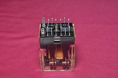 FUJITSU FRL230 233N-4T Relay 100-110V 50/60HZ