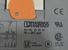 [Lot of 4] Phoenix Contact 2900931 RIF-1-BPT/2×21 Base with 2961192 Relay