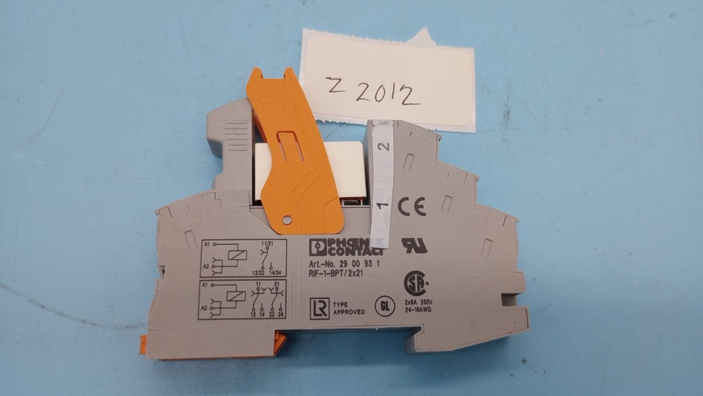 Phoenix Contact 2900931 RIF-1-BPT/2×21 Base w/ 2961192 Relay