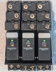 Schneider Electric RXG13BD Relay RGZE1S35M Socket Set of 3.