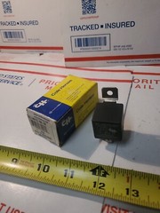 Cole Hersee RC-400112-NN-BX Relay (Form_C 12V Bracket) NEW, C2