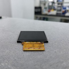 240×320 Resolution TFT LCD 3.2 inch IPS Panel 3.3V 8/16 Bit Parallel Interface