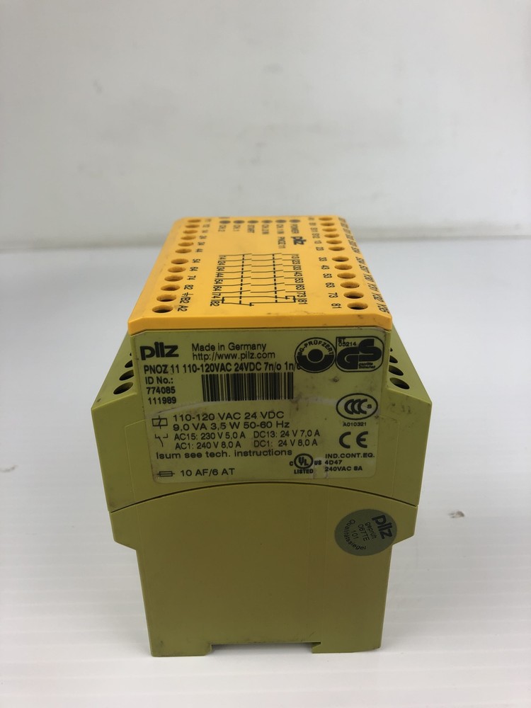 Pilz PNOZ 11 Safety Relay 110-120VAC 24VDC 7n/o 1n/c PNOZ11