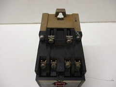 ALLEN-BRADLEY 700-P400A1 SERIES A CONTROL RELAY CONTACTOR (TR)