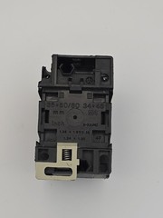 Telemecanique CA2 DN22 Control Relay AC Coil 110V 50/60Hz P7