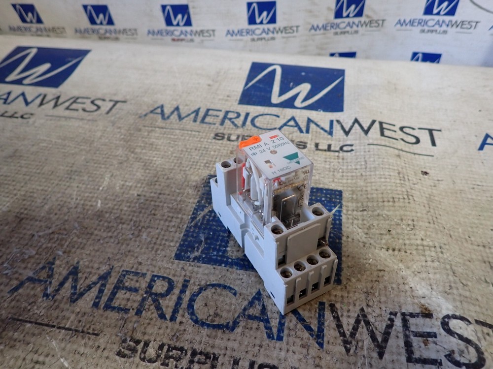 Carlo Gavazzi Relay with Base 12A 300VAC FEME RMI A 2 10 24V H16DC
