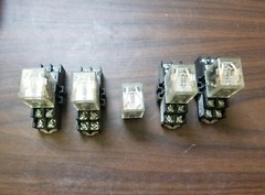Lot of Omron LY2N Relay, LY2 x4 with GT08-PC Socket Base x4 1E-2313-Y8