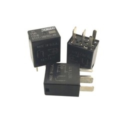 2pcs 8T2T-14B192-AB Relay 5PIN good quality