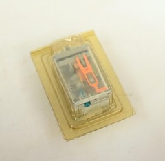 Dayton 1EGW1 SPDT-16 AMP Octal Relay, Button, LED-12VDC