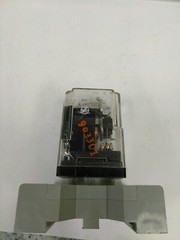 DAYTON 3X742E 120 V 10 A 50/60 HZ RELAY W/ SOCKET 6X156E BASE 10A 300VAC(7C2UP