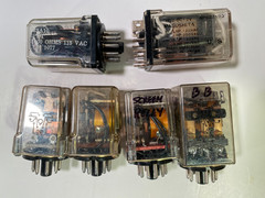 Overload Relays Cornell-Dubilier 323A10, Masushita HG2-DC12V