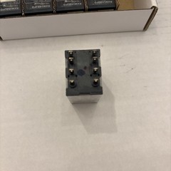 Schneider Electric Zelio Plug-In Relay 940351