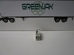SIEMENS CQD230 30A 125/250VDC 2-POLE CIRCUIT BREAKER – USED – FREE SHIPPING!!