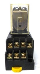 AUTOMATION DIRECT SOCKET SQM14D & RELAY HH54PW-F, 24VDC