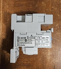 ALLEN BRADLEY 193-EA1DB SER.B OVERLOAD RELAY W/ 193-EPM1 SER.A DIN RAIL ADAPTER