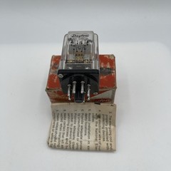 Dayton 5X827 General Purpose Relay 10A DPDT 8-Pin 120VAC Coil New Old Stock