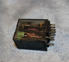 New Fuji Electric Relay HH54PU-FL 24VDC