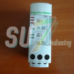 Schneider RM4TR32 Relay# 1pcs New In Box