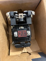ALLEN BRADLEY 700-B400A1 / 700B400A Type B AC Relay 120v coil 700-B400A (New)