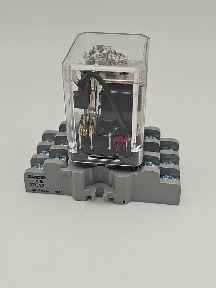 Tyco-Potter-Brumfield KUP-11A15-120, 1/3HP, 120 VAC Relay+ 27E121 Socket. Used