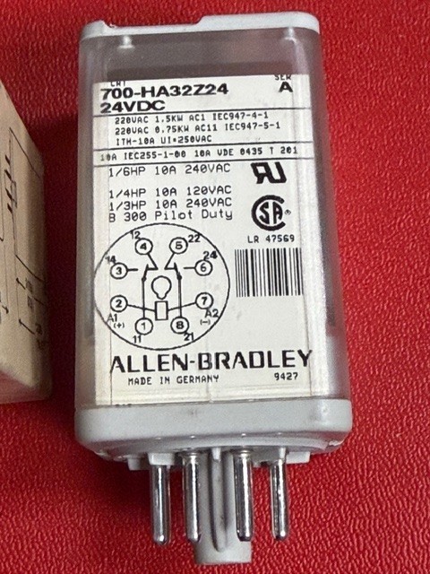 Allen Bradley 700-HA32Z24 Relay 10A DPDT 24VDC Ser. A