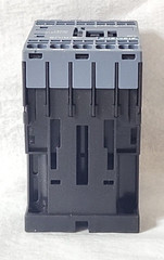 Siemens Sirius 3RH2140-2BB40 Contactor Relay 10A 240V AC / DC 24V
