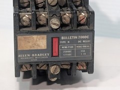 Allen Bradley 700DC-N700Z24 24V DC Relay Contactor, Type N, 24VDC, NEMA P300