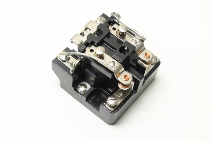 Struthers-Dunn 425BXX-24DC screw term 24VDC 30A DPST-NO chassis mnt relay qty=1