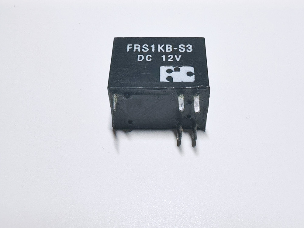 FRS1KB-S3 DC12V FIC Subminiature PCB Relay 12VDC SPDT 3A 0.45W Sealed 5-Pin