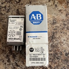 Allen-Bradley 700-HA32A1 120VAC 2PDT 10A Plug-In Relay Series B NOS