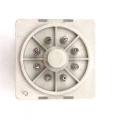 Square D 8501KP12V20 2-Pole, 8-Pin Octal Relay with 8501NR51 10 Amp, 600V Socket