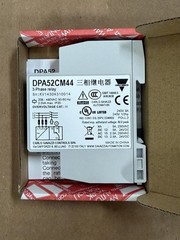 NEW Carlo Gavazzi DPA52CM44 Monitoring Relay