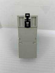 Allen-Bradley 700-HB33Z24 Relay Ser. E With 700-HN153 Base Ser. B – Lot of 2