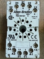 ALLEN BRADLEY 700-HA33Z24-1-4 SER B RELAY 24VDC 11 PIN W/700-HN101 SOCKET BASE